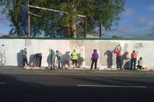 tulla-road-hoarding-painting