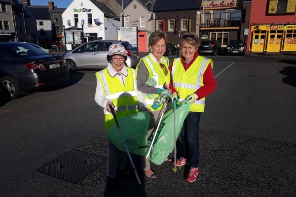 Litter Collection at Monday clean ups